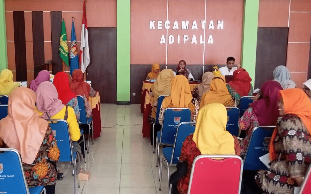 Sosialisasi dan Promosi UT Purwokerto Membuka Wawasan dan Kolaborasi di Kecamatan Adipala Cilacap 